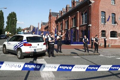 Two Belgian Police Hurt by Machete-Wielding Assailant Shouting 'Allahu Akbar'