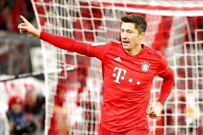 Bundesliga: Robert Lewandowski Scores 20th League Goal of Season to Propel Bayern Munich to 2nd in Table