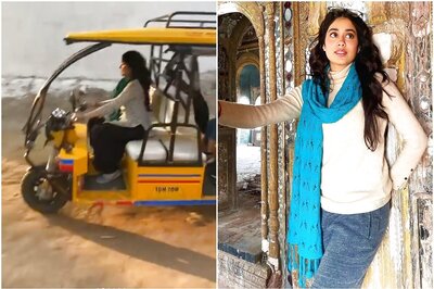 Janhvi Kapoor Takes E-rickshaw for a Joyride on Sets of Good Luck Jerry