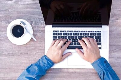 Man Close To Retirement Takes Revenge On Toxic Boss, Sends Emails At Odd Hours