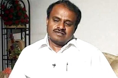 225 candidates, including Sriramulu, Kumaraswamy enter fray
