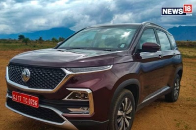 From Mid to King Size SUVs, Here's List of Top Tech-Loaded Cars Under Rs 30 Lakh