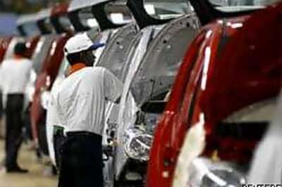 Budget '08-'09: Auto industry gives mixed reaction