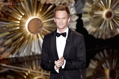 Host Neil Patrick Harris kicks off 'whitest' Oscars