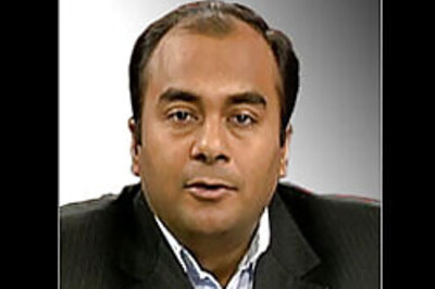 Chat now: Is India heading for early polls?