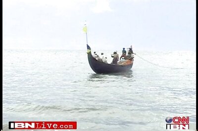 SL Naval men 'pelt stones' at Indian fishermen