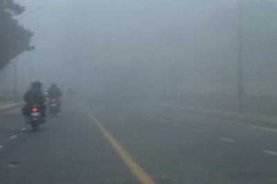 Tips on how to drive safely through fog