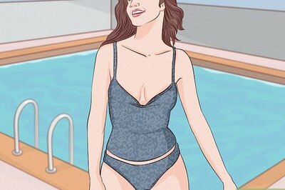How to Be Fashionable at a Pool Party