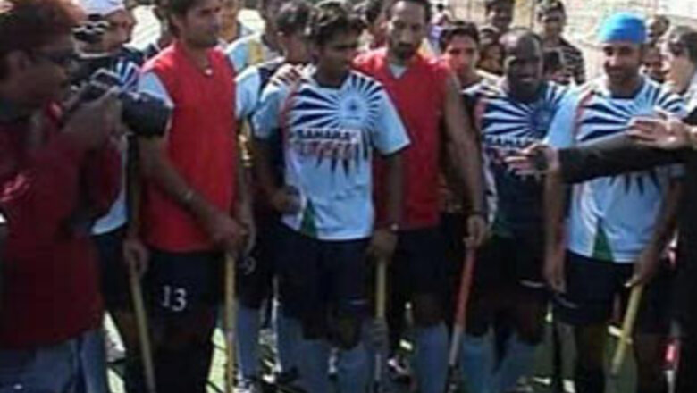Men in Blue to give Rs 1 crore to hockey team