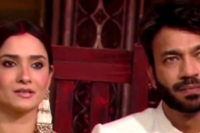 Ankita Lokhande SHOCKED As Vicky Jain Seemingly Tries To HIT Her; Viral Video Leaves Fans Worried