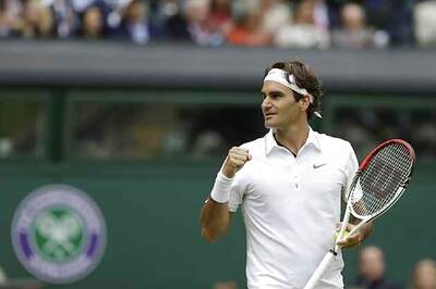 Federer books a place in Wimbledon quarters