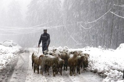 Joint Operation by Jamaat-e-Islami and Muslim Brotherhood to Divert Kashmiris from Sufi Path