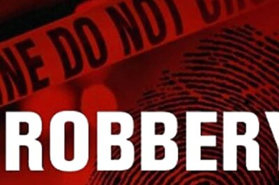 Delhi: Thieves Use Gas Cutter to Open ATM Kiosk After Spray-painting CCTV, Flee With Rs 5 Lakh Cash