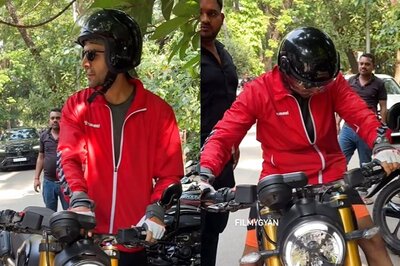 Kartik Aaryan Turns Head as he Gets Papped Riding Bike in The City, Fans React; Watch Viral Video