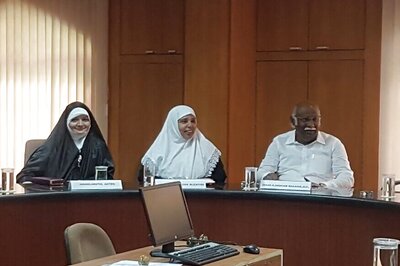 'How Can Women Replace Qazis': 1st Female Waqf Scholars Unsettle Many