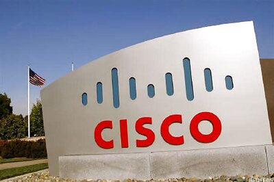 Cisco plans to offer cloud computing services, pledges to spend $1 billion over the next two years