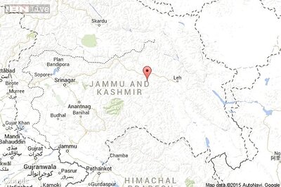 Man shot at for giving land for cell phone tower in Kashmir