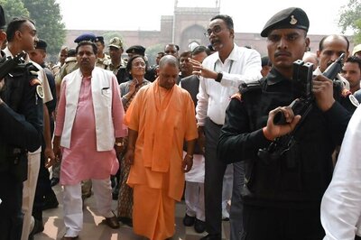 Yogi Adityanath in Agra LIVE: Taj Mahal Was Built by the Labourers of India, says CM
