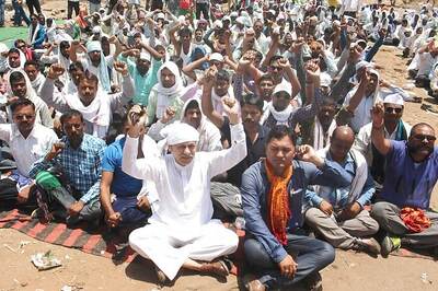 Ahead Delhi Assembly Polls, Bharatiya Mazdoor Sangh Leader Joins AAP