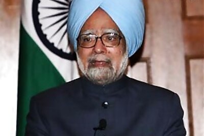 Manmohan Singh off to Port of Spain after US visit