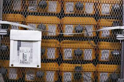 After Trump and Putin Hold Talks on Call, US Agrees to Buy Ventilators, Medical Supplies from Russia