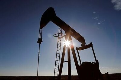 Oil Prices Rise Toward 5-month High On Storm-driven Output Cuts