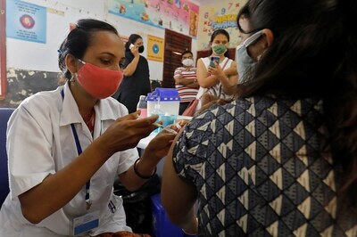 70 Per Cent Covishield Stock for Vaccination of 45-plus Age Group Due for 2nd Dose in K'taka