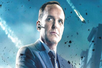Agent Coulson From SHIELD Gets Transferred To Captain Marvel In Franchise Crossover