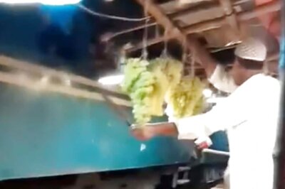 Bangladesh Fruit Vendor's Killer Jugaad To Prevent Grape Theft Deserves A Moment Of Its Own