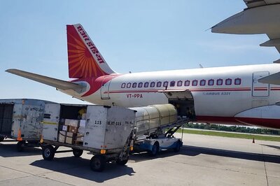 India Gifts 10-tonne Consignment of Essential Medicines to Sri Lanka