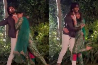 After Madhuri Dixit and Ananya Panday, Ranveer Singh Shakes a Leg With Sara Ali Khan on Chaka Chak, Watch Video