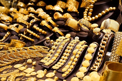 Gold Price Today Sees Huge Drop, Rs 8,500 Down from Record High Ahead of Dhanteras
