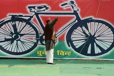Samajwadi Party Live: EC Reserves Its Order on 'Cycle' Symbol