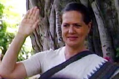 Sonia wants all assembly seats in Bareli