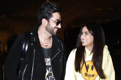 Aly Goni, Jasmin Bhasin Make Mushy Airport Appearance, Rubbish Breakup Rumours; Rahul Vaidya Reacts