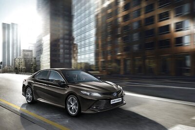 Toyota Camry Sedan Will Return to Europe as a Hybrid