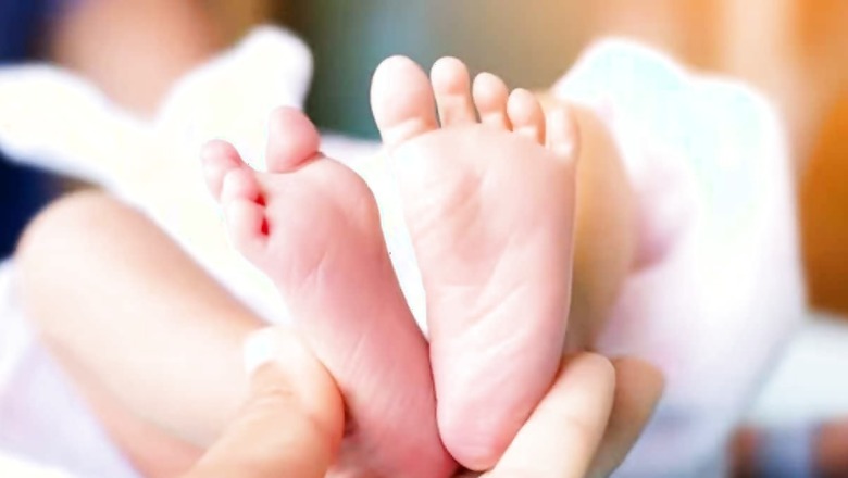 2 Persons Riding Motorcycle Snatch 15-day-old Girl from Mother's Lap in UP