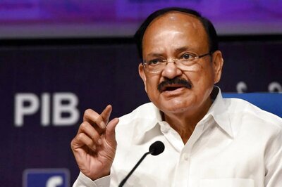 VP Venkaiah Naidu Urges Medical Fraternity to Dispel Fears Among Public on Vaccination