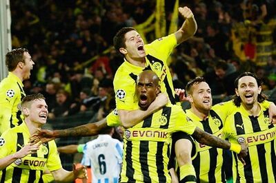 No lunch or hugs with Bayern, says Dortmund boss