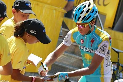 Contador puts dent in Schleck's lead at Tour