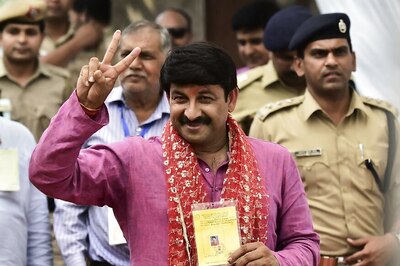 'Kejriwal is Not a Brand in Delhi, I Am': Manoj Tiwari Hits out at AAP for 'Using' His Face in Campaign