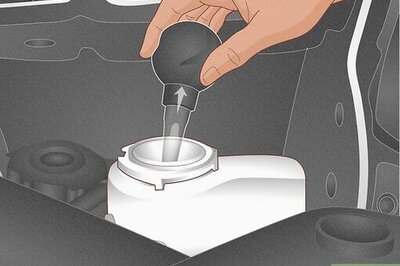 The Best Way to Flush the Brake Lines on Your Vehicle