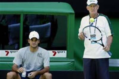 Federer, coach part ways