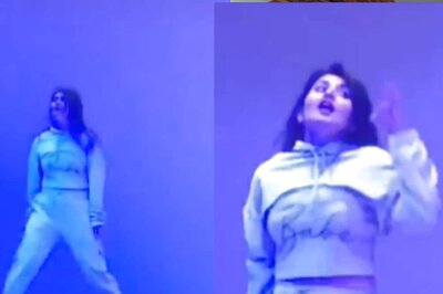 Watch: AIIMS Student Grooves To Tip Tip Barsa Paani, Internet Calls It 'Brilliant'