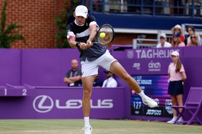 Alex de Minaur Eases Past Holger Rune to Reach Queen's Club Championships Final