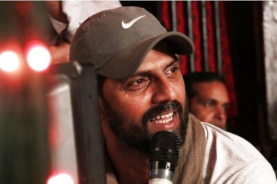 Mimi Director Laxman Utekar's Father Passes Away At 95