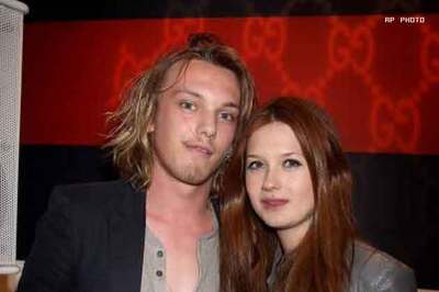 'Twilight' and 'Harry Potter' stars engaged