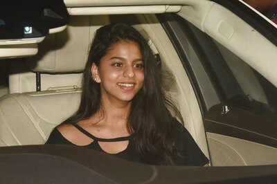 Suhana Khan Beats The Heat In These Viral Pool Pictures