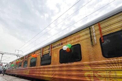 Digital India Initiative: Indian Railways Facilitates Digital Methods of Transactions for Purchase of Food Items at Stations