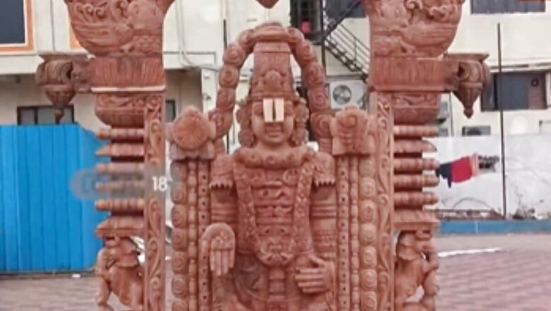 In Visakhapatnam, This Lord Venkateswara Wooden Statue Is Priced At Rs 3 Lakh
